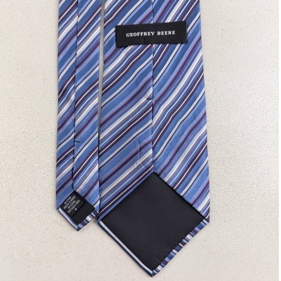 Vintage Diagonal Striped Silk Tie 1990s Satin Necktie Blue/Purple Necktie  Condi - Picture 3 of 3